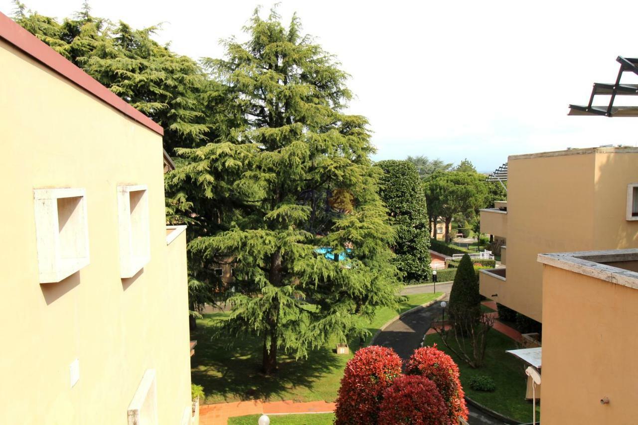 Appartamenti La Madonnina Peschiera del Garda Luaran gambar
