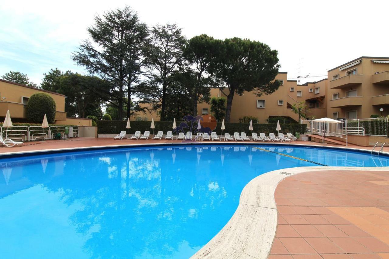 Appartamenti La Madonnina Peschiera del Garda Luaran gambar