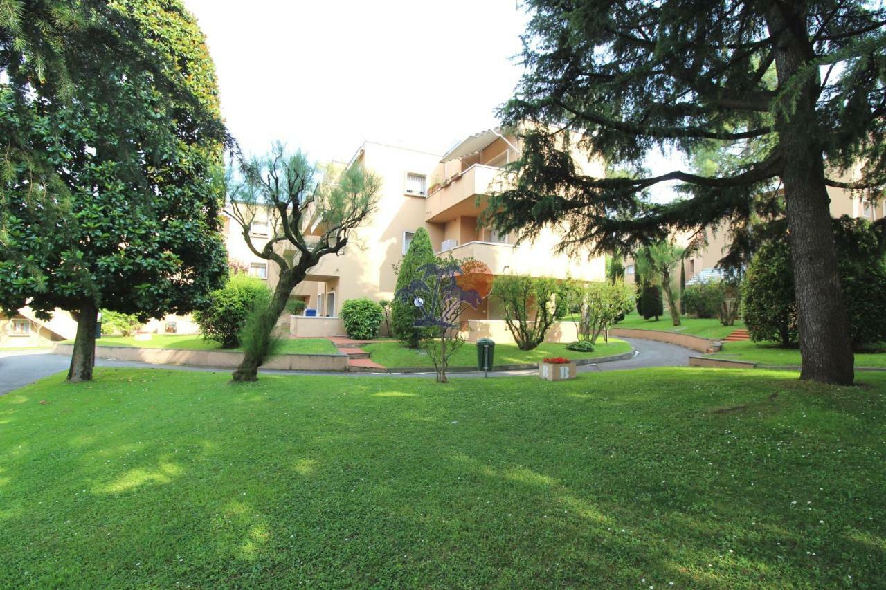 Appartamenti La Madonnina Peschiera del Garda Luaran gambar